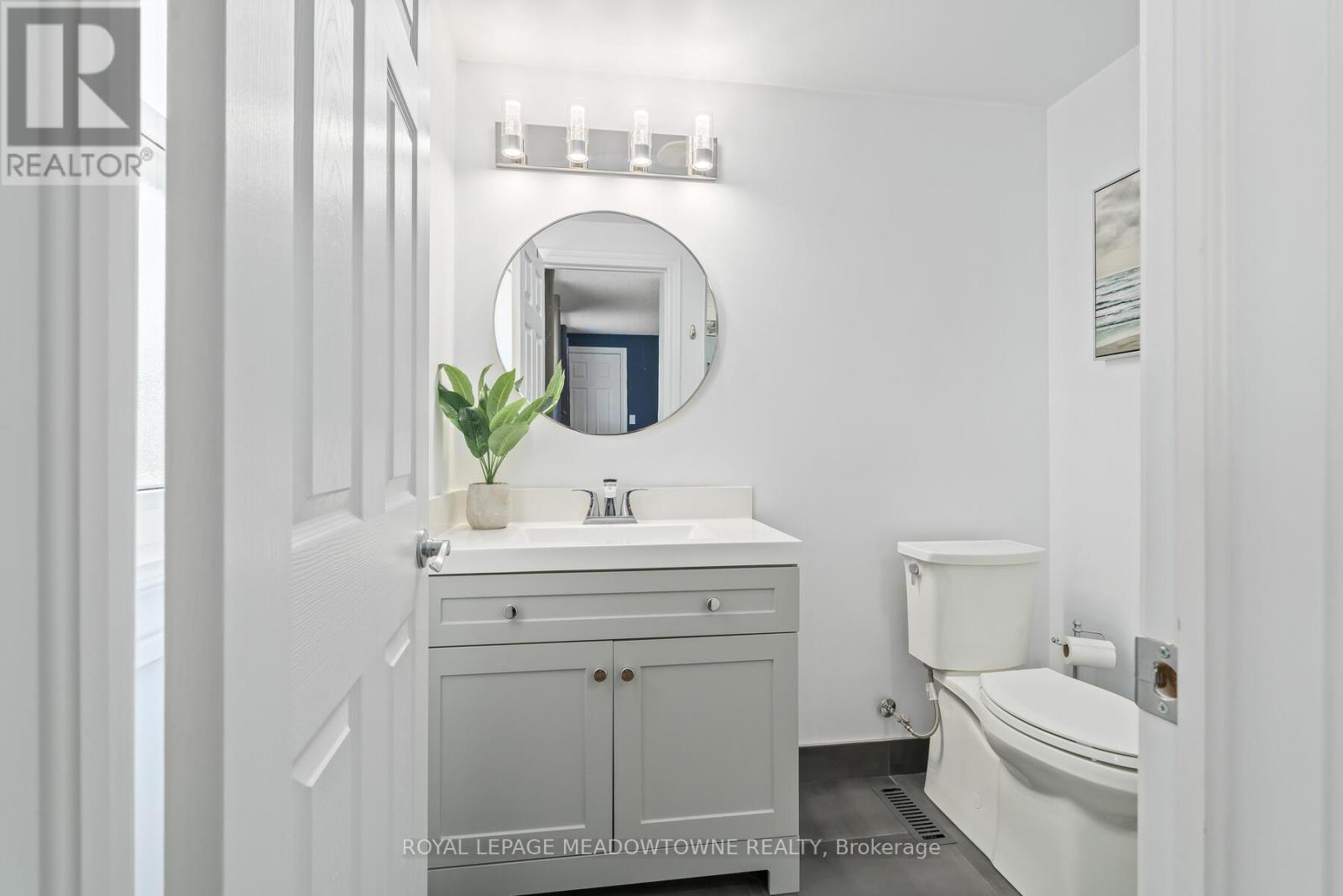 












239 JOLLIFFE AVENUE

,
Guelph/Eramosa,




Ontario
N0B2K0

