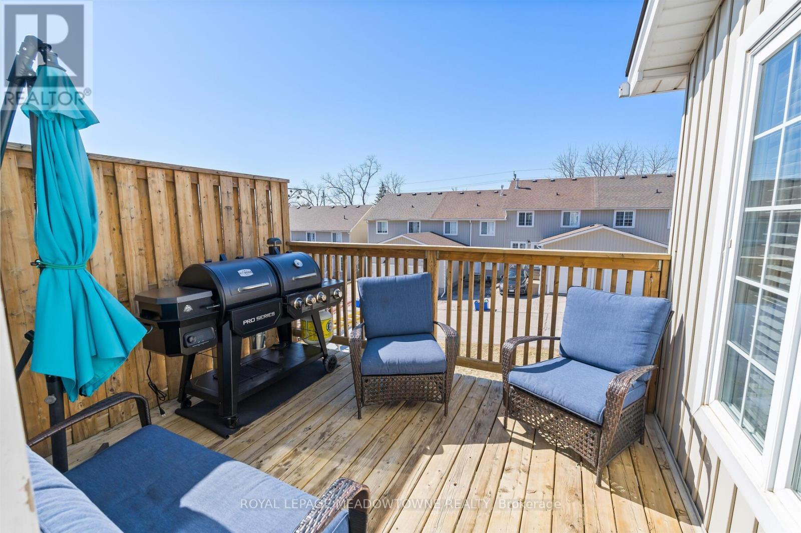 












239 JOLLIFFE AVENUE

,
Guelph/Eramosa,




Ontario
N0B2K0

