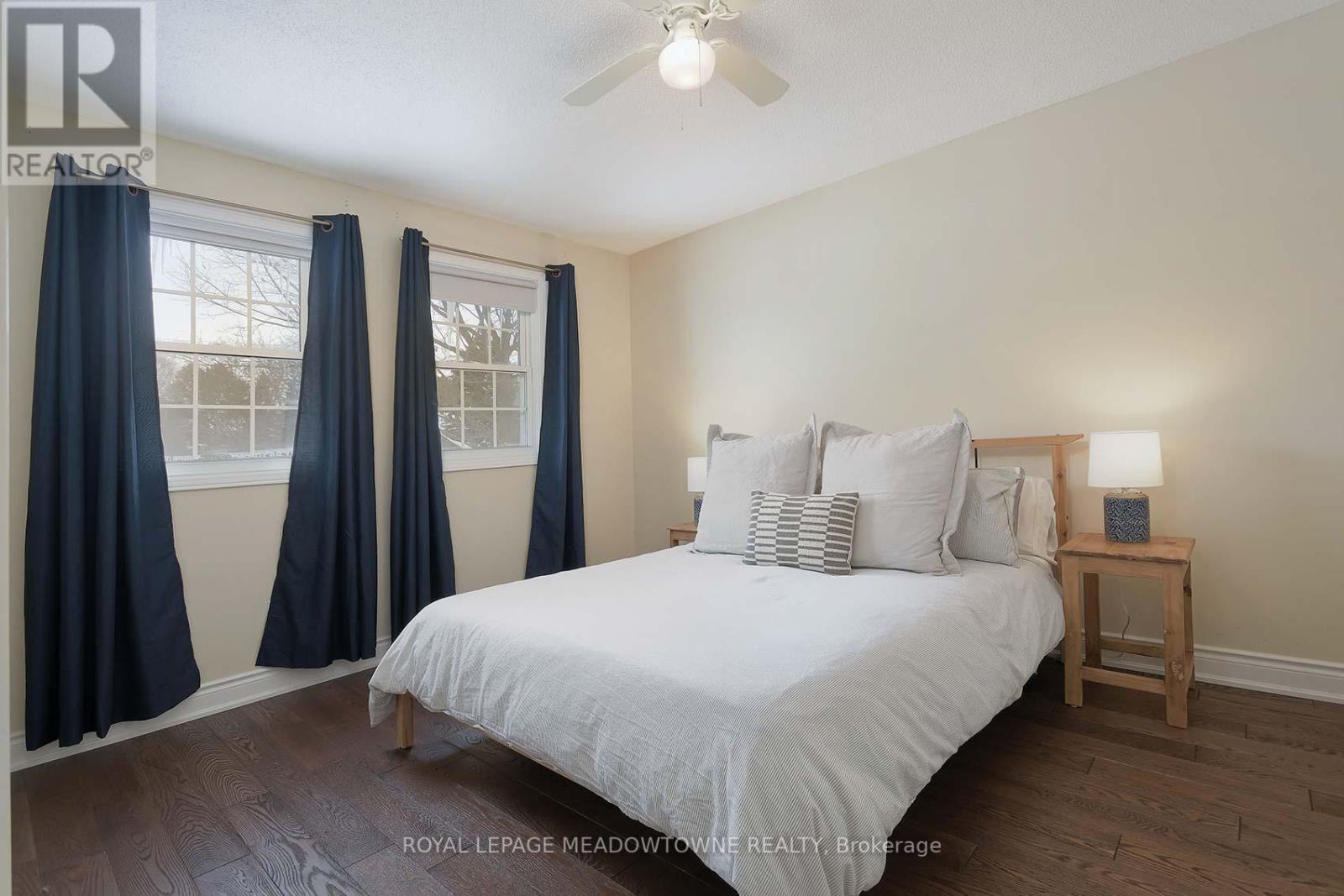












41 STEEN DRIVE

,
Mississauga,




Ontario
L5N2V3


