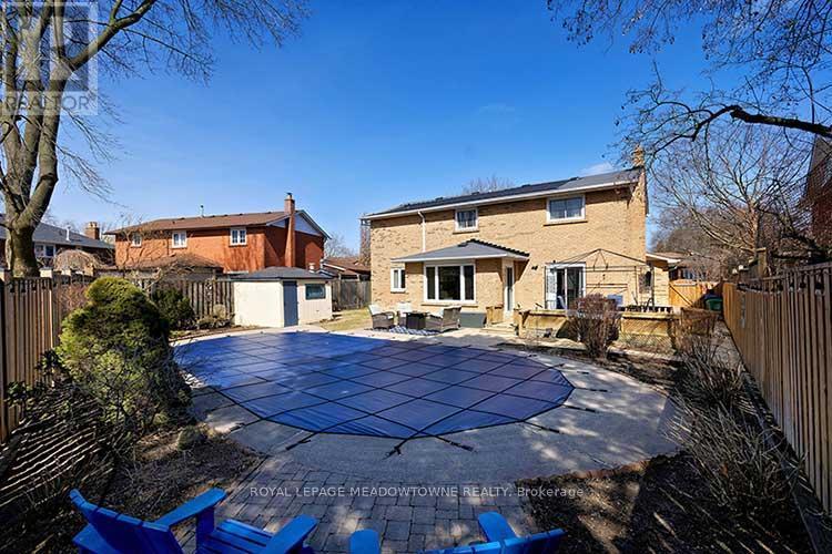 












41 STEEN DRIVE

,
Mississauga,




Ontario
L5N2V3

