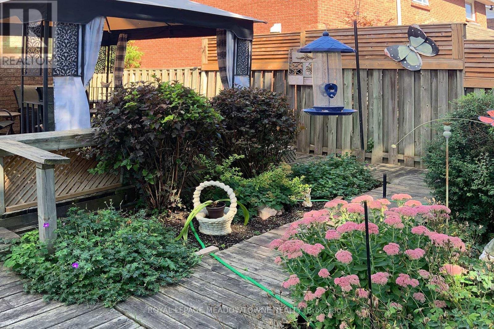












41 STEEN DRIVE

,
Mississauga,




Ontario
L5N2V3

