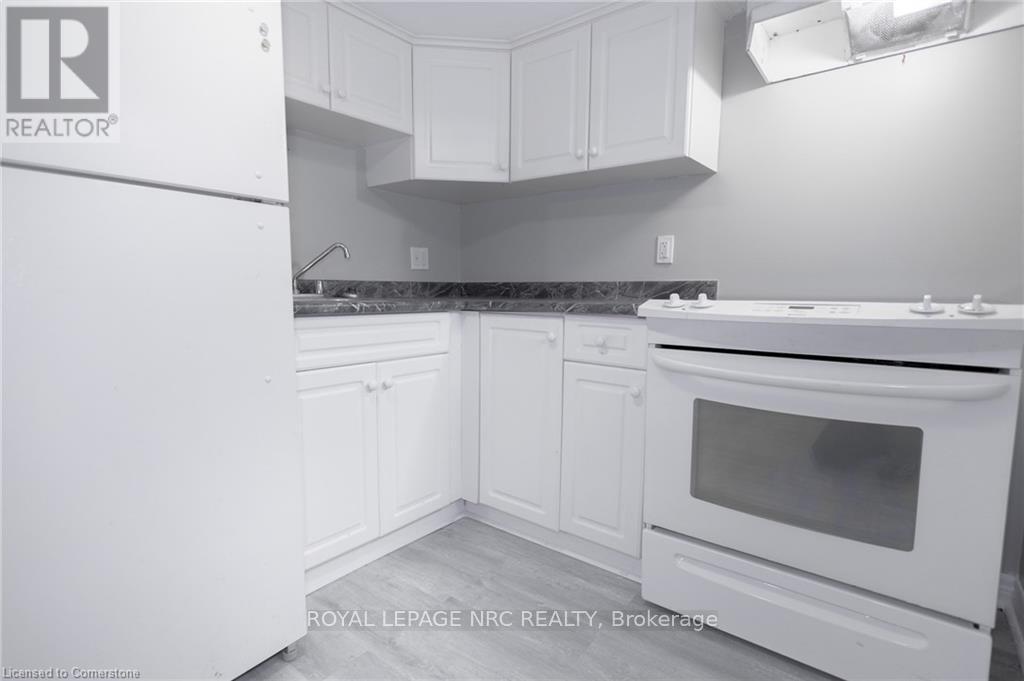 












11 PERRY STREET

,
St. Catharines,




Ontario
L2R1K7

