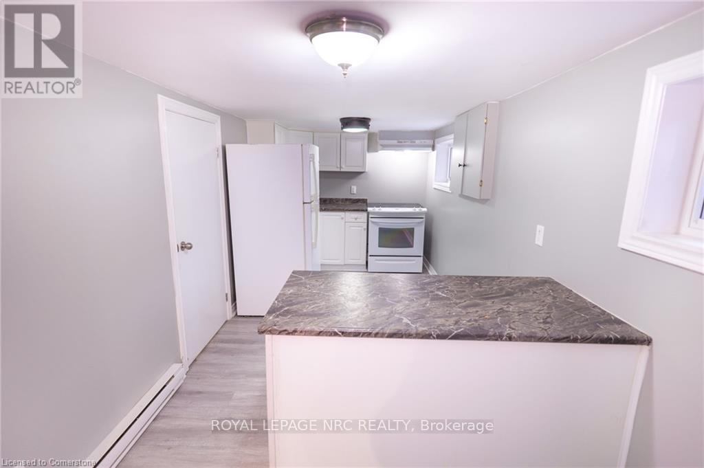 












11 PERRY STREET

,
St. Catharines,




Ontario
L2R1K7

