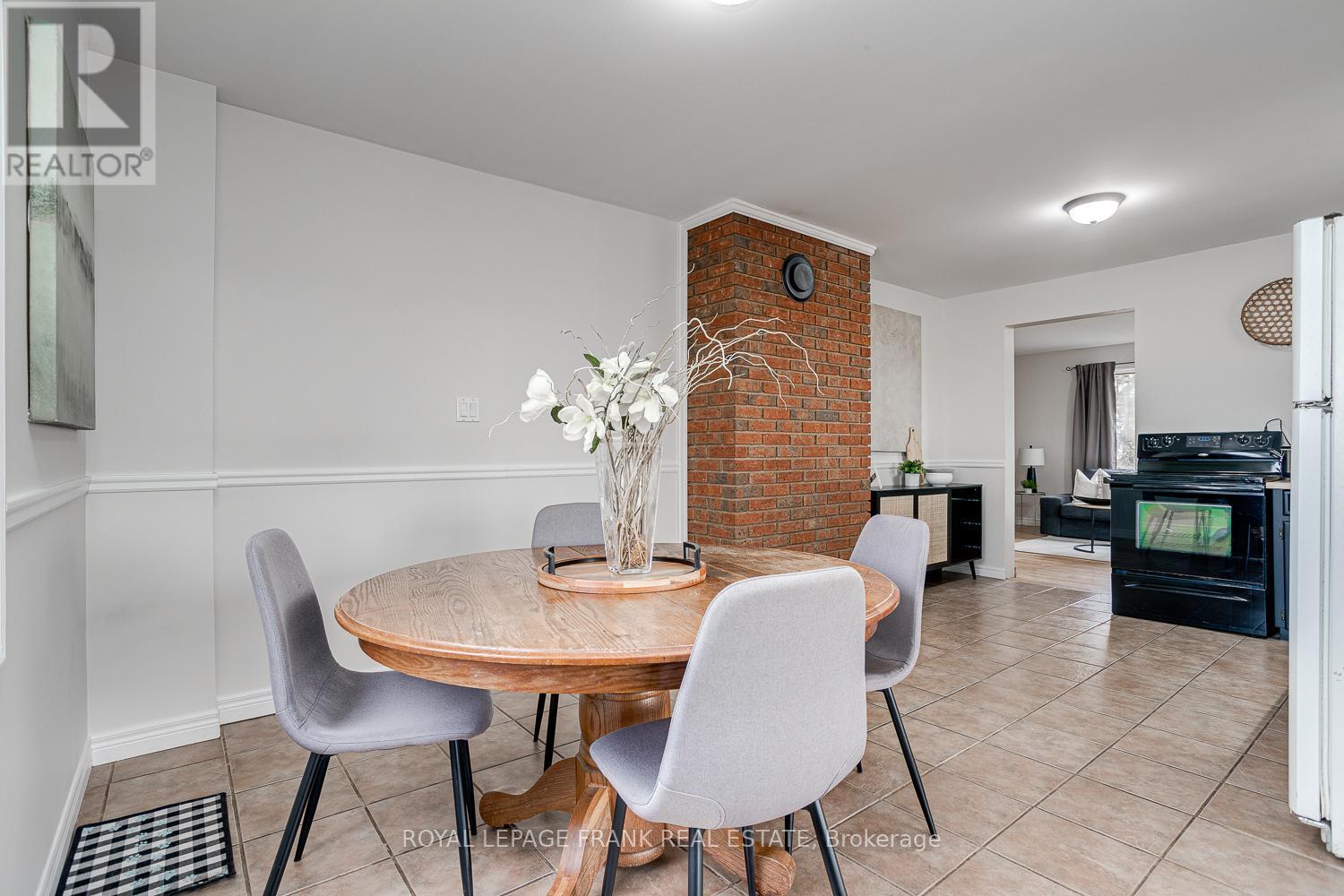












4825 CONCESSION 3 ROAD

,
Clarington,




Ontario
L0A1J0

