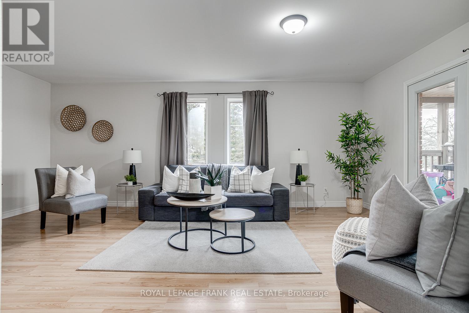 












4825 CONCESSION 3 ROAD

,
Clarington,




Ontario
L0A1J0

