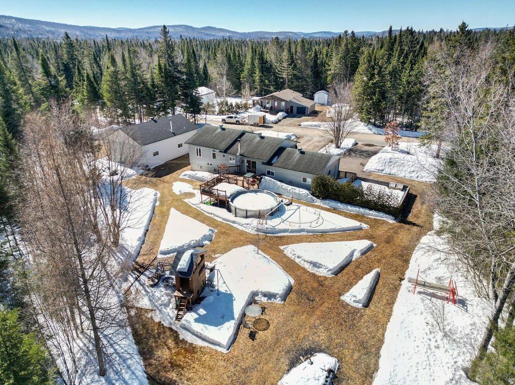 









127


Ch. du Plateau

,
Lantier,




QC
J0T1V0

