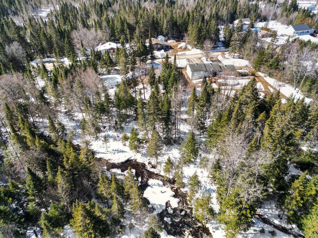 









127


Ch. du Plateau

,
Lantier,




QC
J0T1V0

