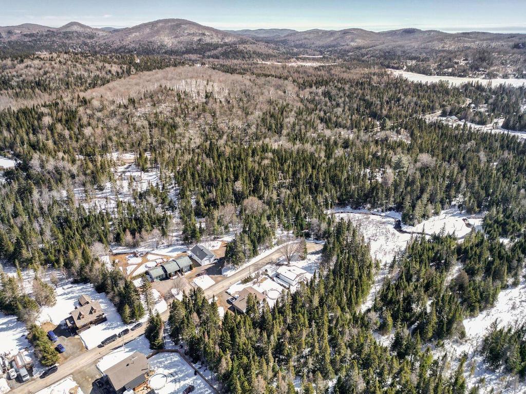 









127


Ch. du Plateau

,
Lantier,




QC
J0T1V0

