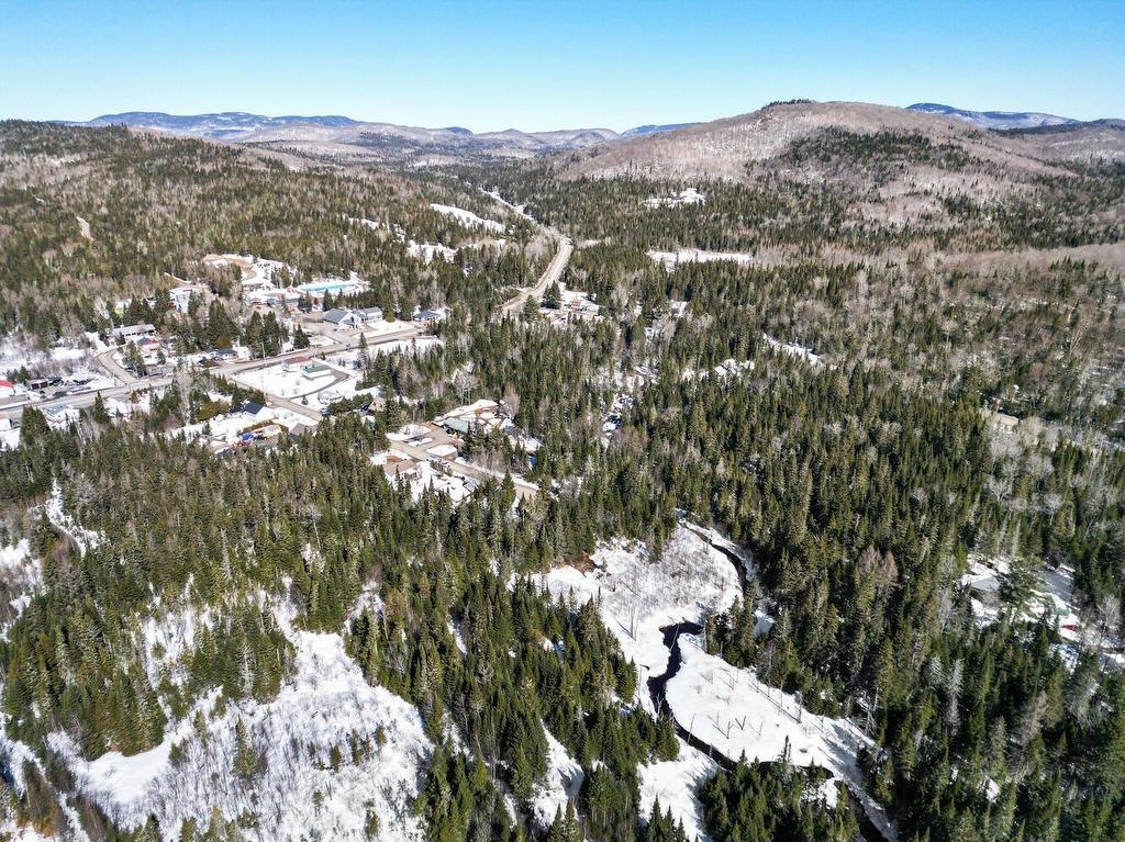 









127


Ch. du Plateau

,
Lantier,




QC
J0T1V0

