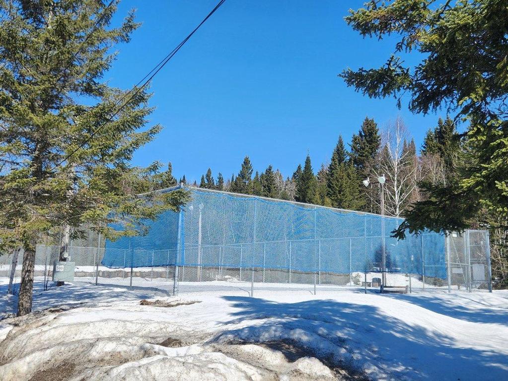 









127


Ch. du Plateau

,
Lantier,




QC
J0T1V0

