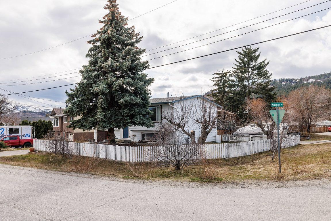 









3564


Galloway

Road,
West Kelowna,




BC
V4T 1J1

