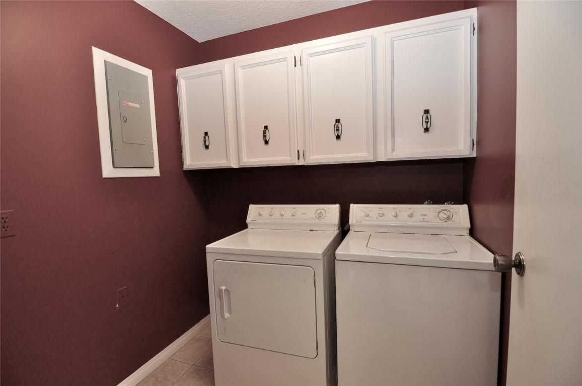 









1035


Bernard

Avenue, 305,
Kelowna,




BC
V1Y 6P7

