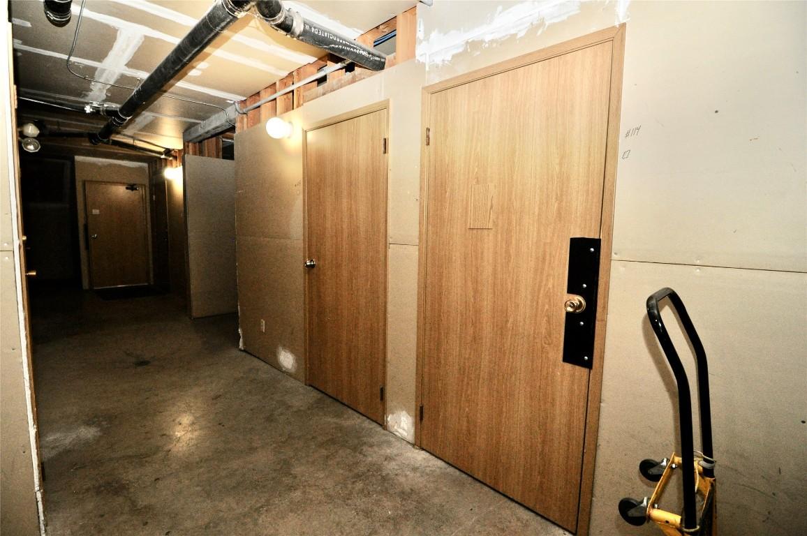 









1035


Bernard

Avenue, 305,
Kelowna,




BC
V1Y 6P7

