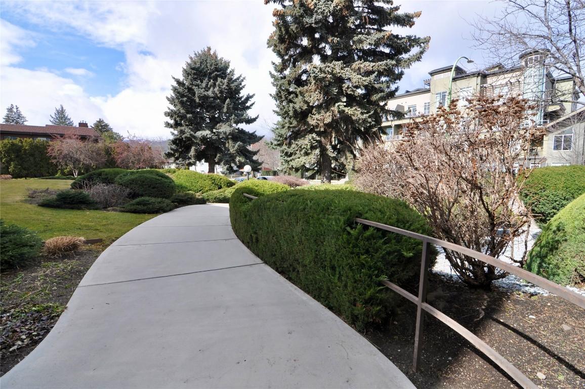 









1035


Bernard

Avenue, 305,
Kelowna,




BC
V1Y 6P7

