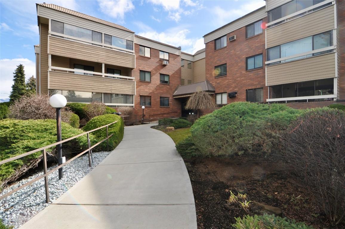 









1035


Bernard

Avenue, 305,
Kelowna,




BC
V1Y 6P7


