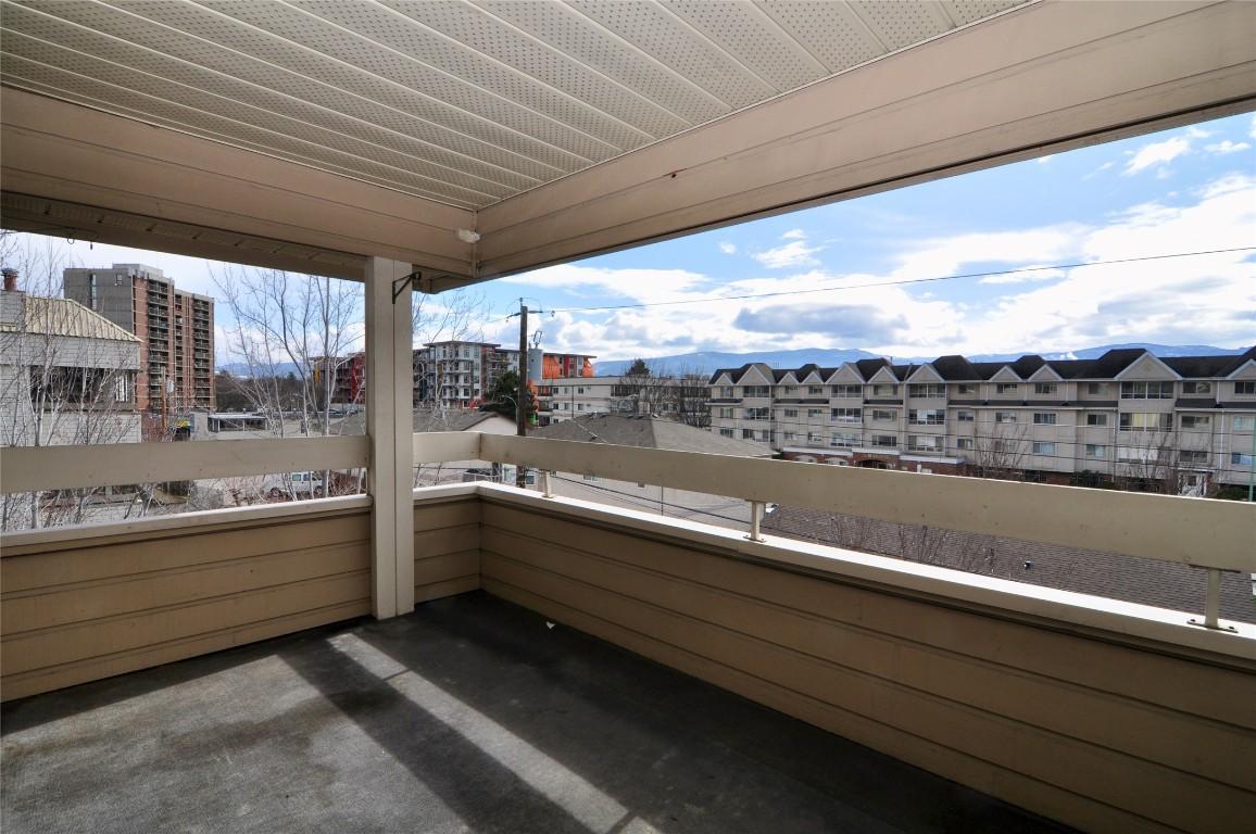 









1035


Bernard

Avenue, 305,
Kelowna,




BC
V1Y 6P7

