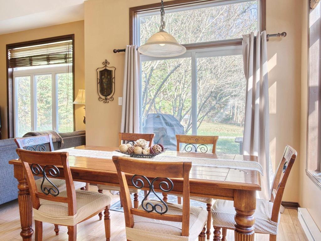 









1691


Ch. du Golf

,
Mont-Tremblant,




QC
J8E2K6

