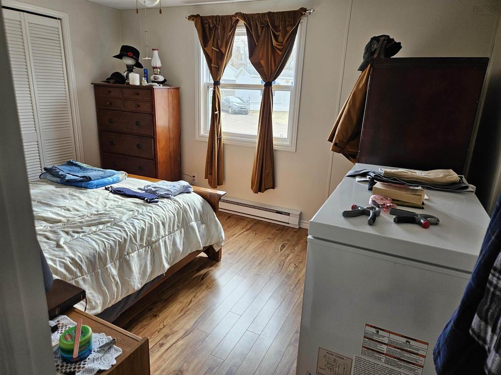 












31 Bridgeview Drive

,
Murray Siding,




NS
B6L 3B4

