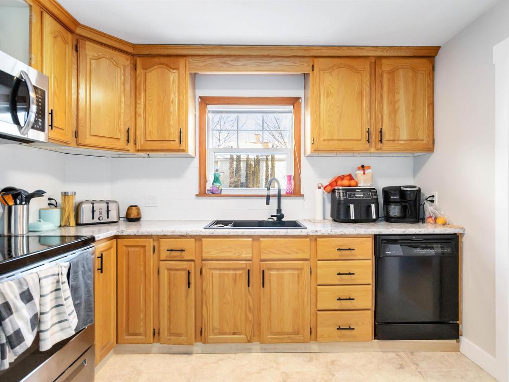 












14070 Highway 3

,
Dayspring,




NS
B4V 2W2

