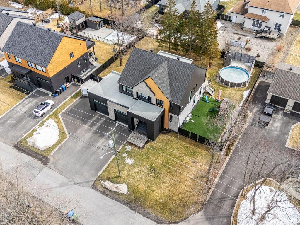









3587


Rue Lareau

,
Carignan,




QC
J3L0J3

