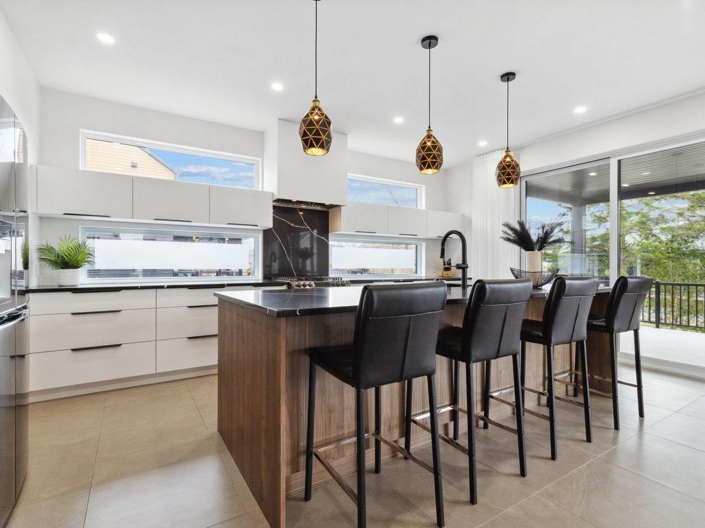 









3587


Rue Lareau

,
Carignan,




QC
J3L0J3


