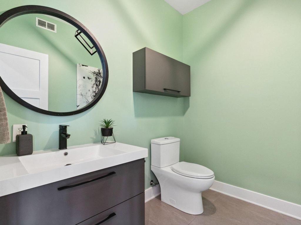 









3587


Rue Lareau

,
Carignan,




QC
J3L0J3

