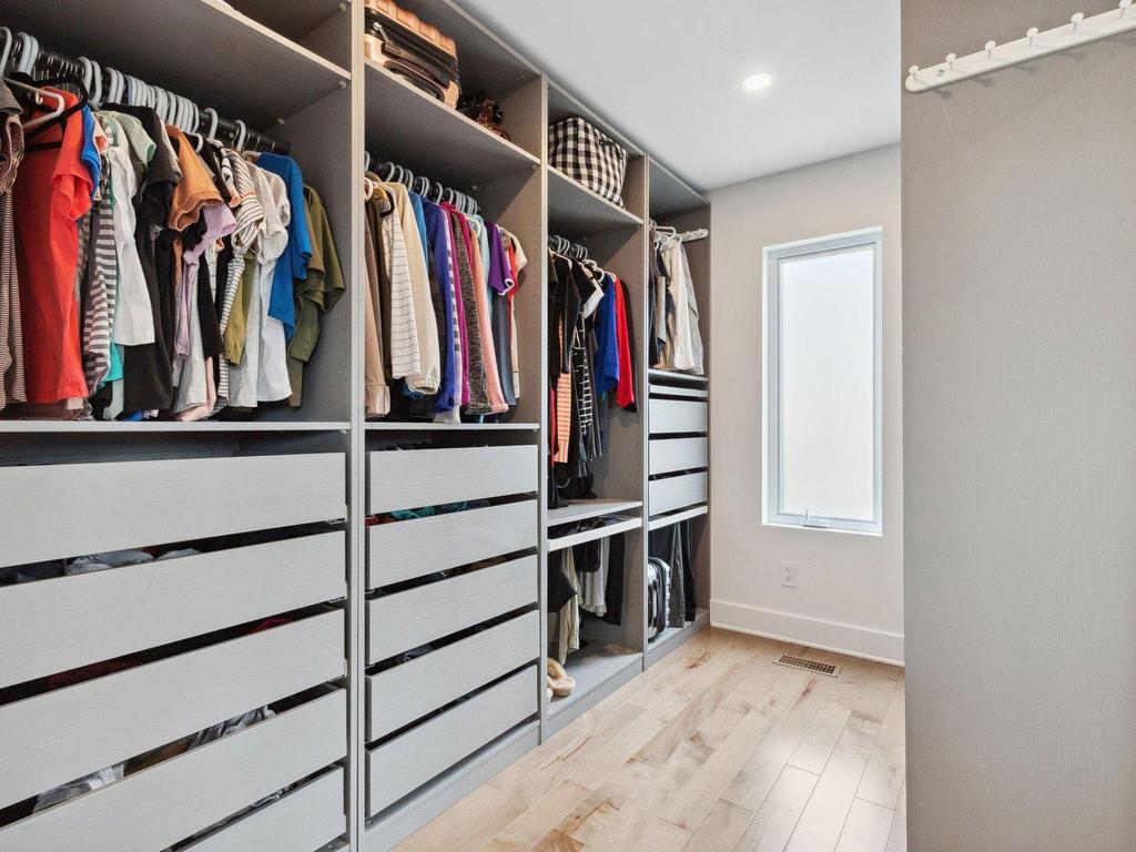 









3587


Rue Lareau

,
Carignan,




QC
J3L0J3

