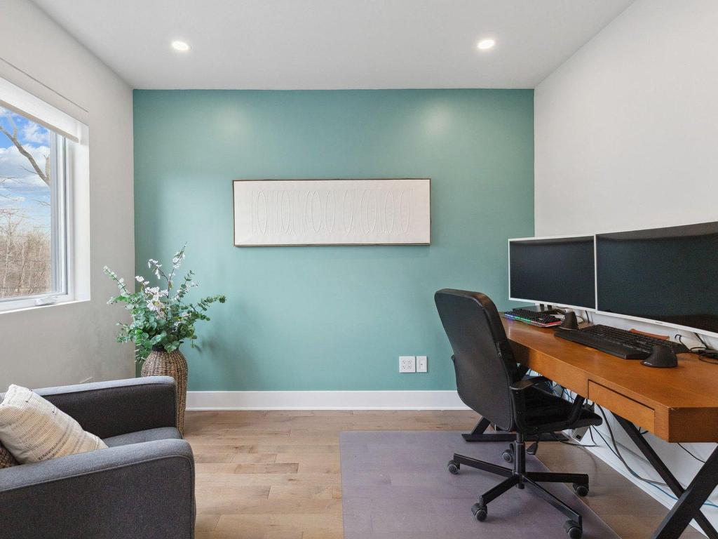 









3587


Rue Lareau

,
Carignan,




QC
J3L0J3

