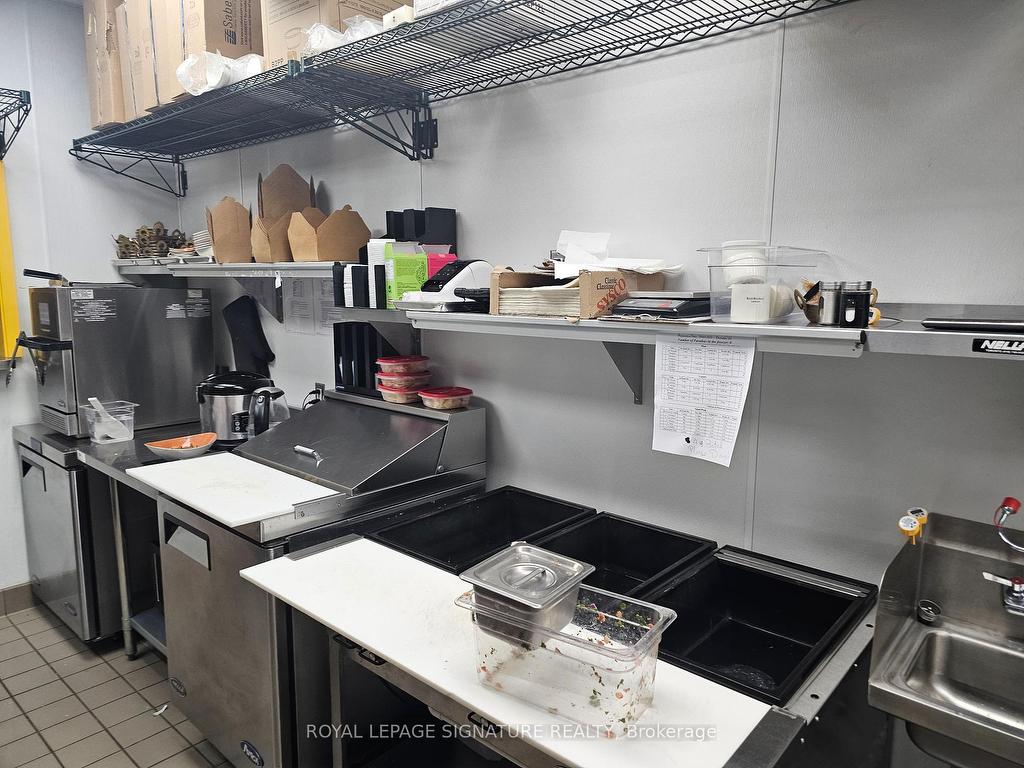 









320


Harwood

Avenue, 4,
Ajax,




ON
L1S 2J1

