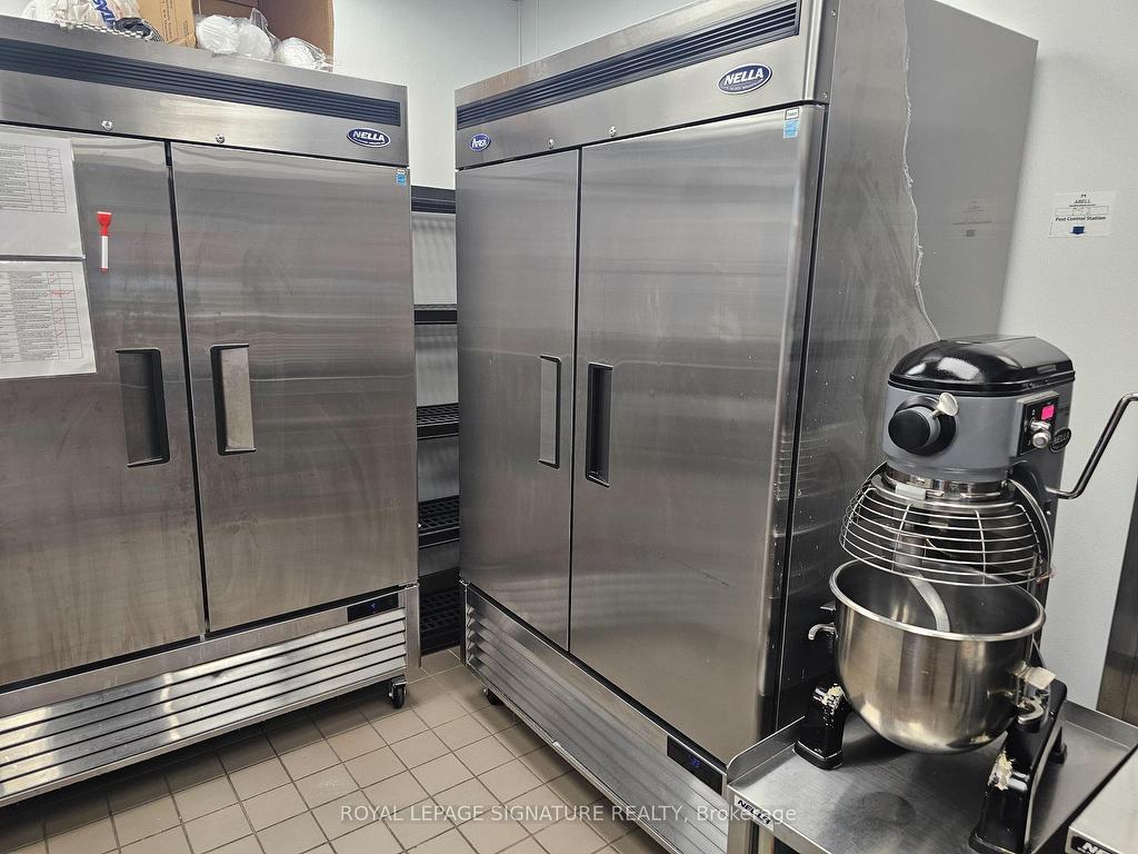 









320


Harwood

Avenue, 4,
Ajax,




ON
L1S 2J1


