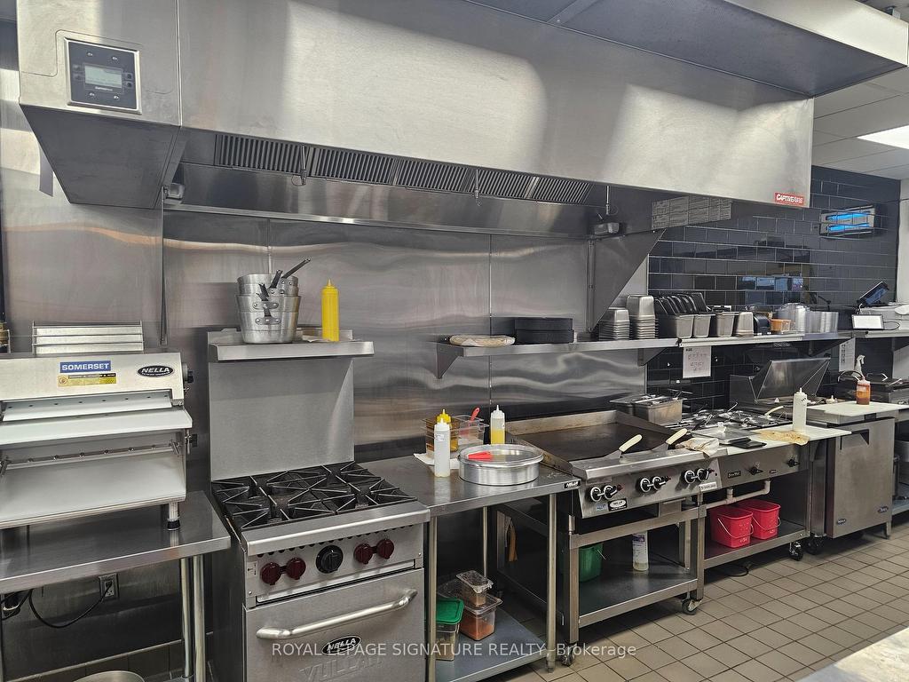 









320


Harwood

Avenue, 4,
Ajax,




ON
L1S 2J1

