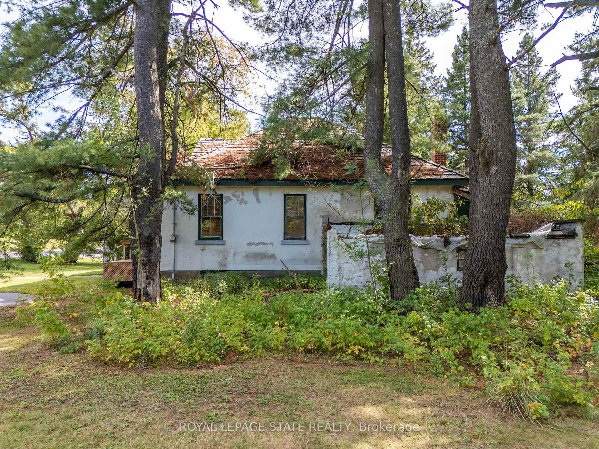 









300


Manitoba

Street,
Bracebridge,




ON
P1L 2C9

