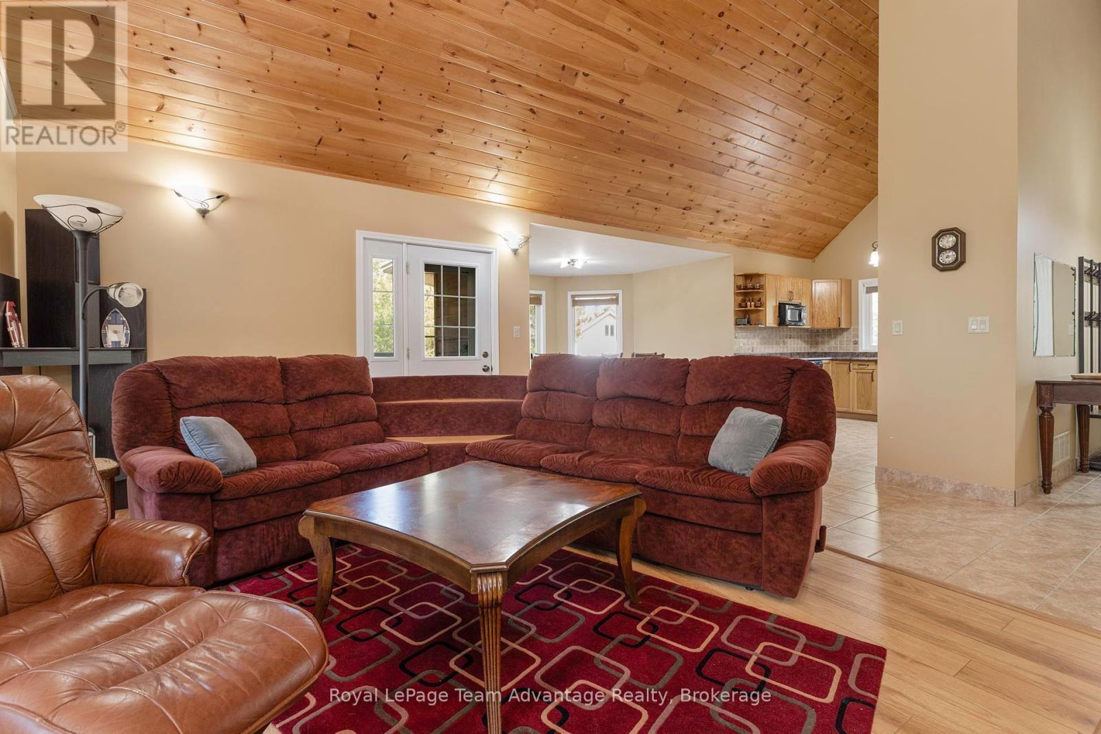 












72 RICHWOOD DRIVE

,
The Archipelago (Archipelago North),




Ontario
P0G1G0

