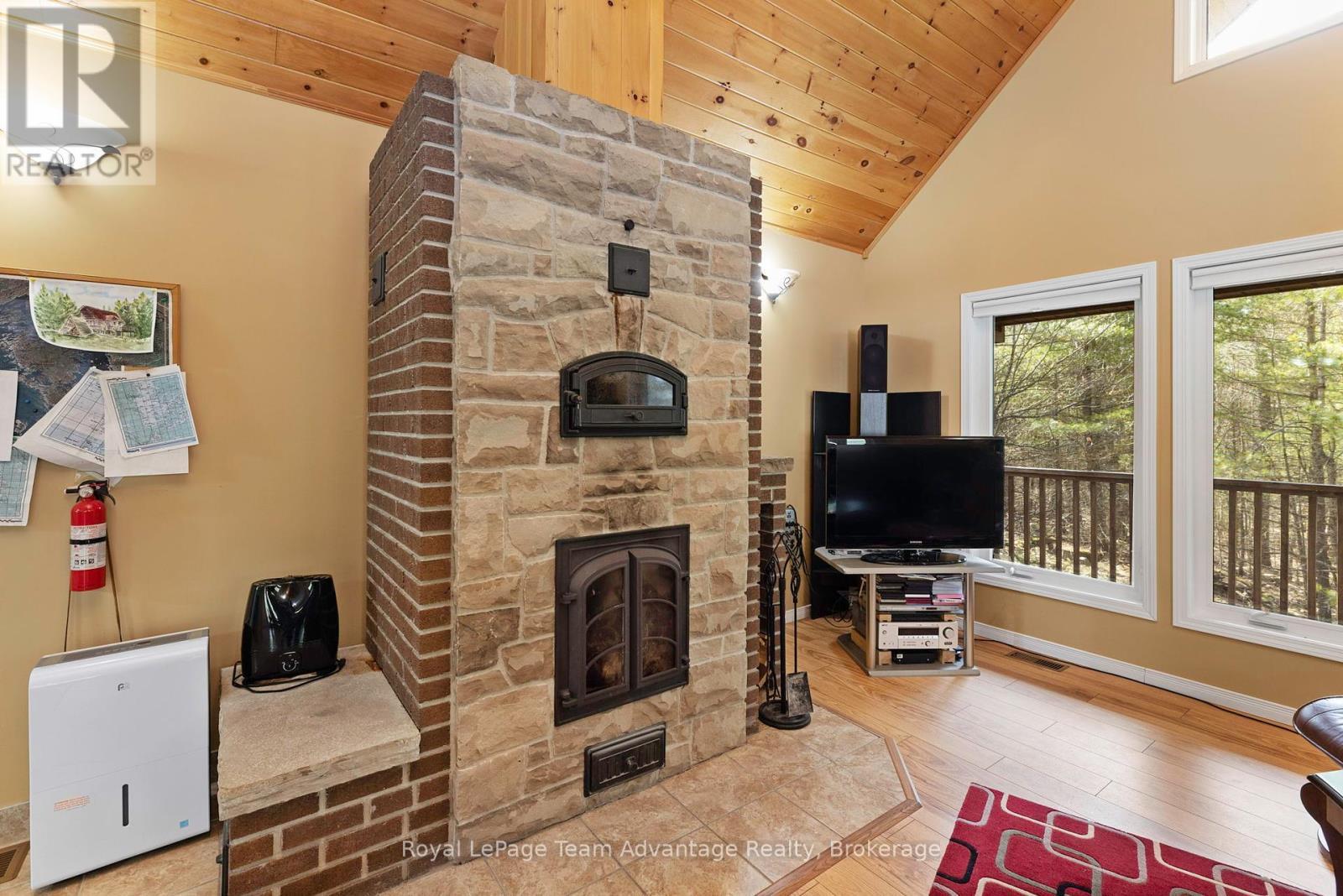 












72 RICHWOOD DRIVE

,
The Archipelago (Archipelago North),




Ontario
P0G1G0

