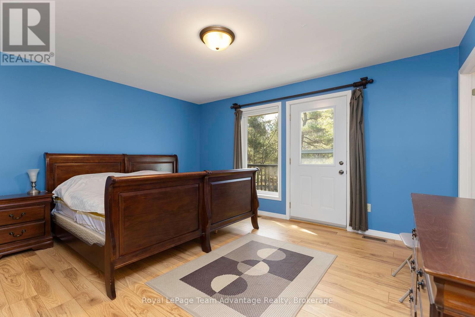 












72 RICHWOOD DRIVE

,
The Archipelago (Archipelago North),




Ontario
P0G1G0

