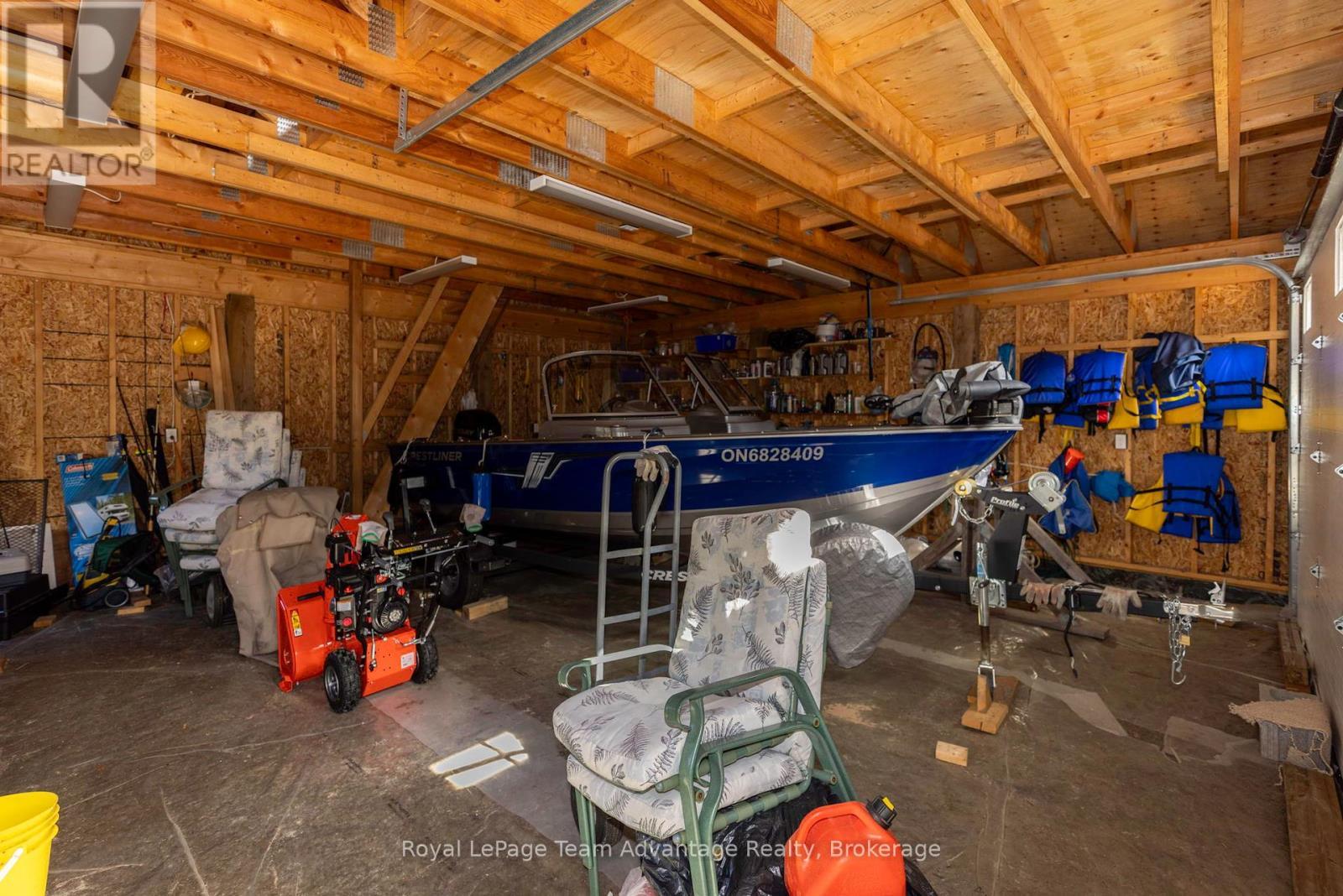 












72 RICHWOOD DRIVE

,
The Archipelago (Archipelago North),




Ontario
P0G1G0

