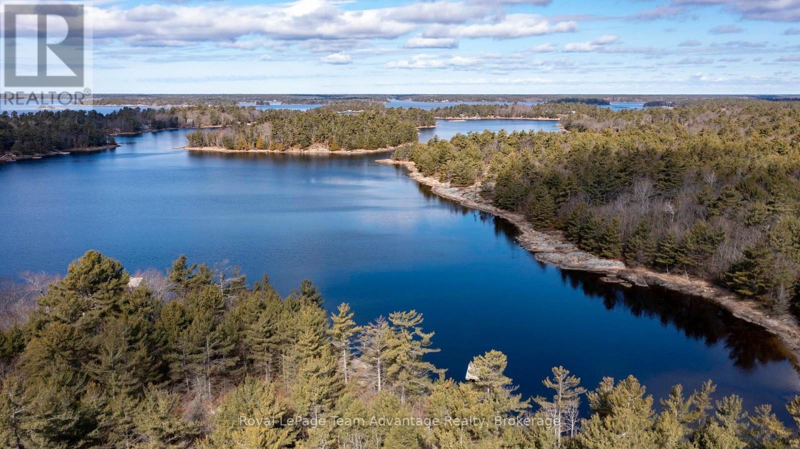 












72 RICHWOOD DRIVE

,
The Archipelago (Archipelago North),




Ontario
P0G1G0

