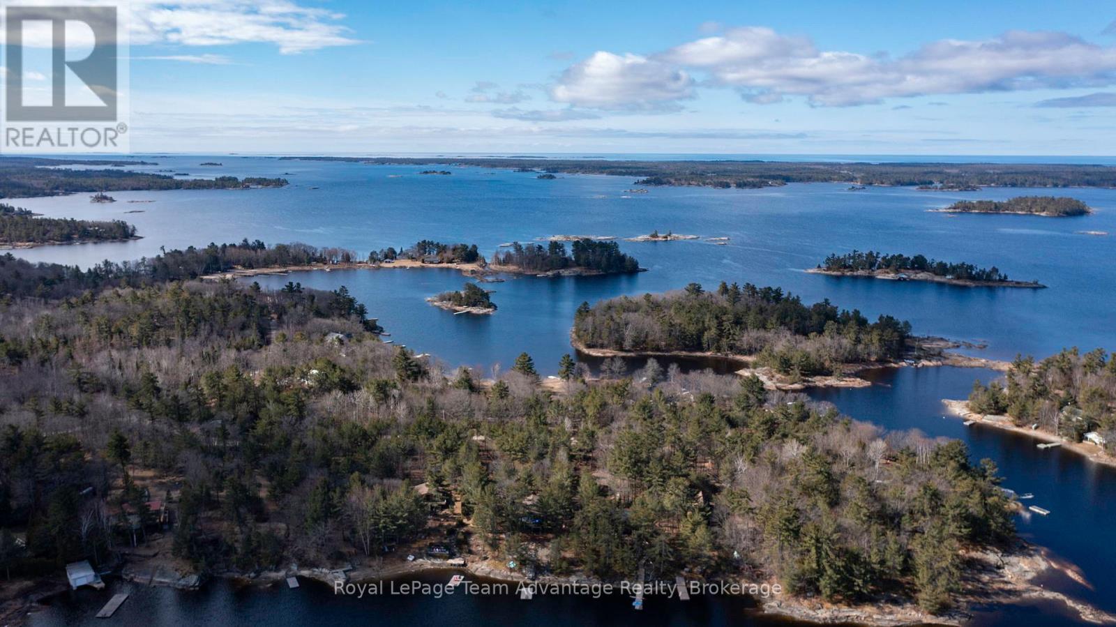 












72 RICHWOOD DRIVE

,
The Archipelago (Archipelago North),




Ontario
P0G1G0

