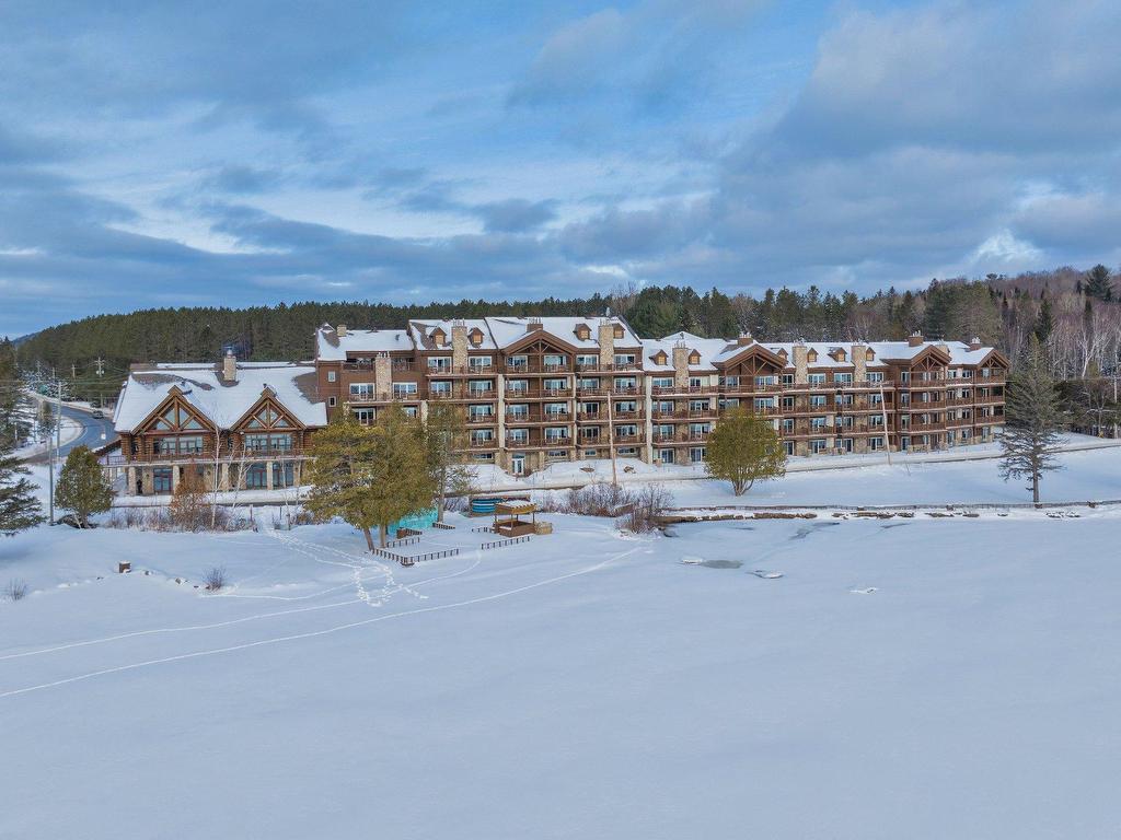 









2396


Rue Labelle

, 127,
Mont-Tremblant,




QC
J8E1T8

