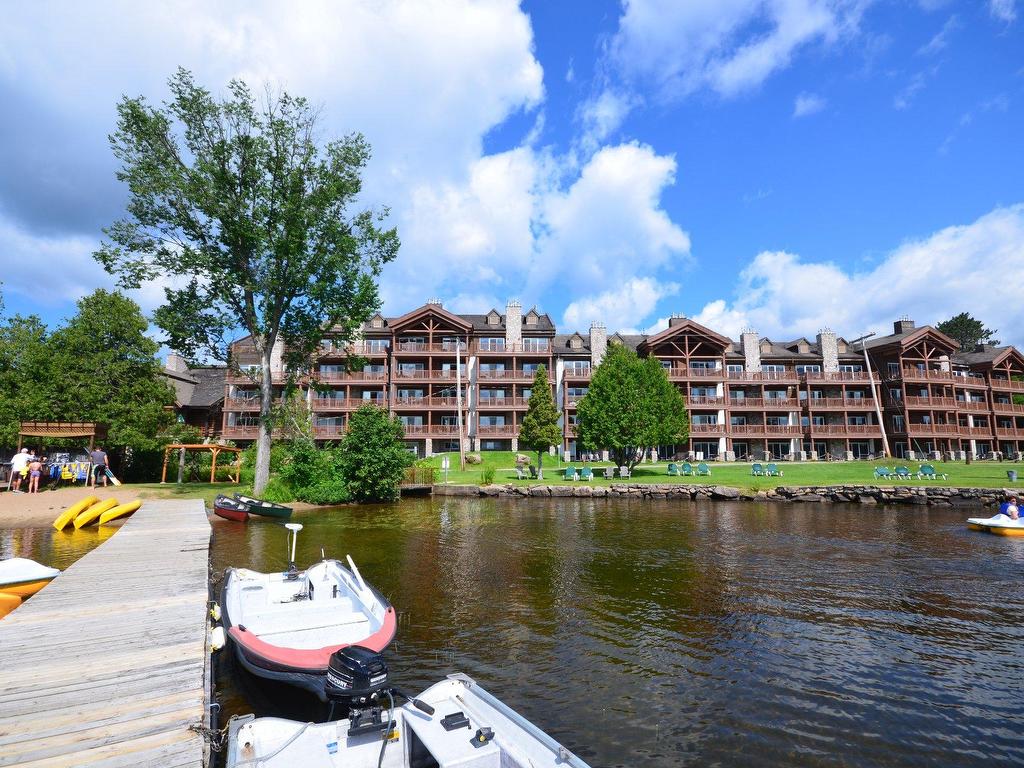 









2396


Rue Labelle

, 127,
Mont-Tremblant,




QC
J8E1T8

