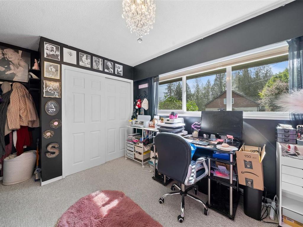 









3039


Lashman

Ave,
Duncan,




BC
V9L 1C8

