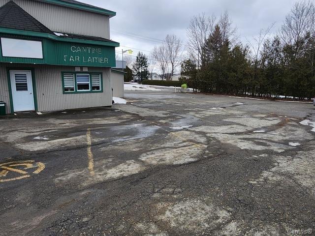 









1314

 - 1316


Rue St-Joseph

,
Valcourt - Ville,




QC
J0E2L0

