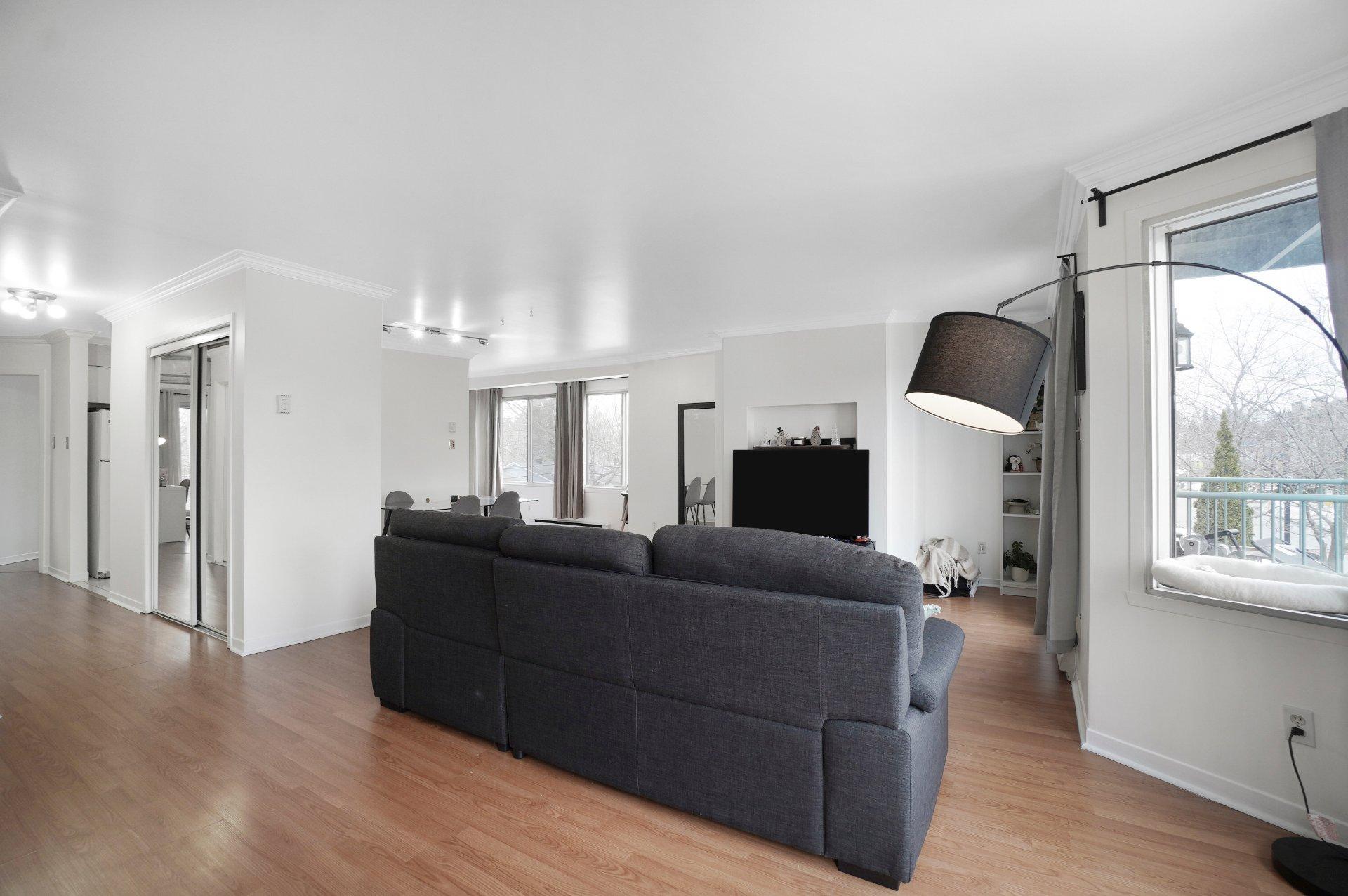 









166


Av. du Manoir

, 3,
Montréal (L'Île-Bizard/Sainte-Geneviève),




QC
H9C2R4

