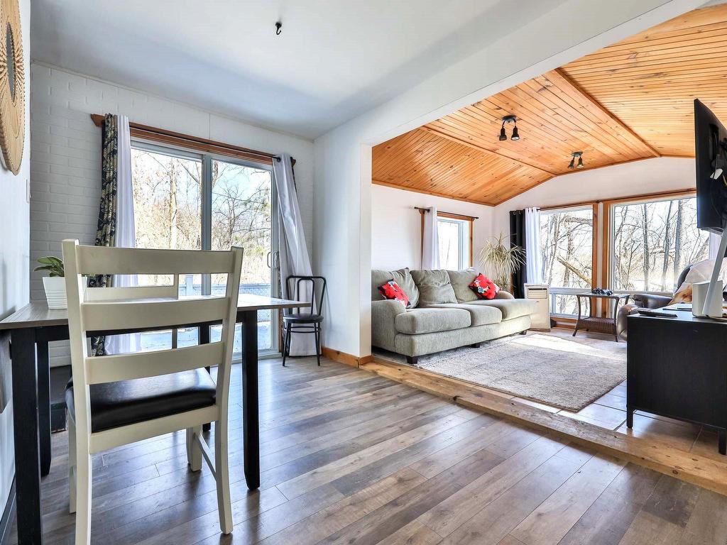 









1591


Route 148

,
Papineauville,




QC
J0V1R0

