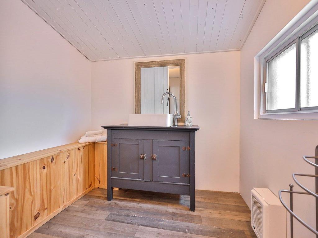 









1591


Route 148

,
Papineauville,




QC
J0V1R0

