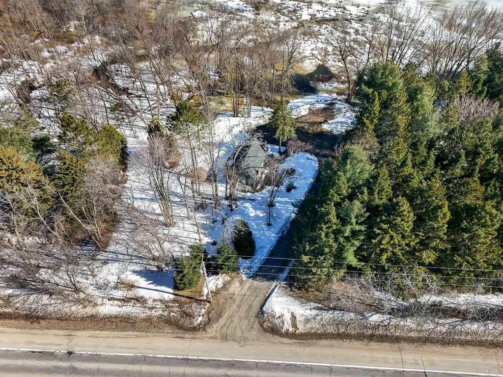 









1591


Route 148

,
Papineauville,




QC
J0V1R0


