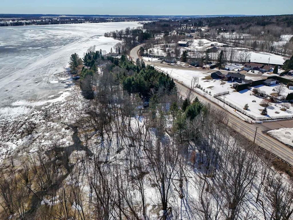 









1591


Route 148

,
Papineauville,




QC
J0V1R0

