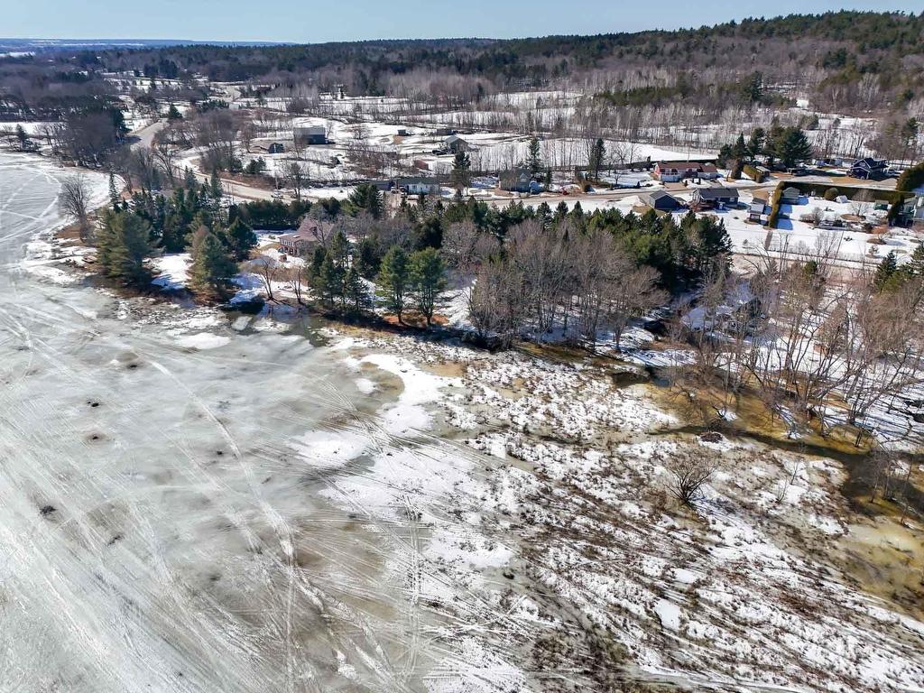 









1591


Route 148

,
Papineauville,




QC
J0V1R0

