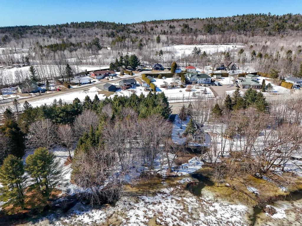 









1591


Route 148

,
Papineauville,




QC
J0V1R0

