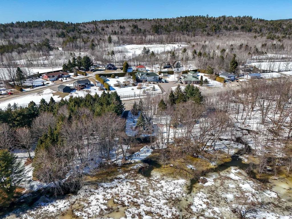 









1591


Route 148

,
Papineauville,




QC
J0V1R0

